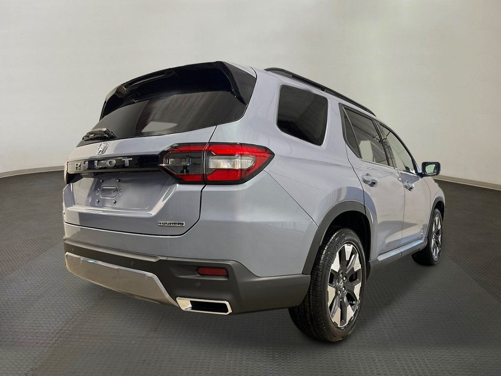 New 2026 Honda Pilot Touring image 5