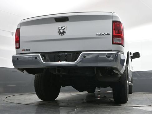 Used 2018 RAM 2500 Tradesman w/ Chrome Appearance Group image 40