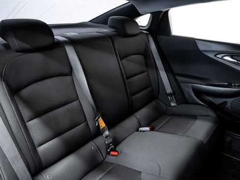 Used 2020 Chevrolet Malibu RS image 32