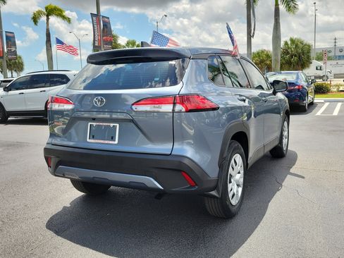 Used 2023 Toyota Corolla Cross L FWD image 11