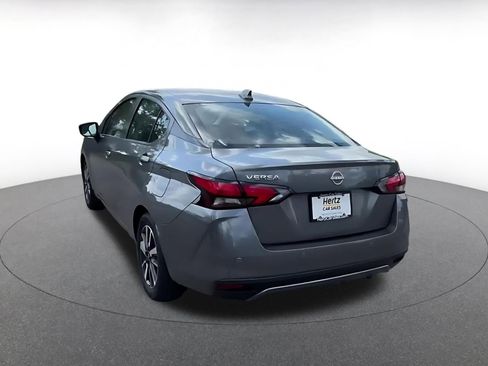 Used 2025 Nissan Versa SV FWD image 11