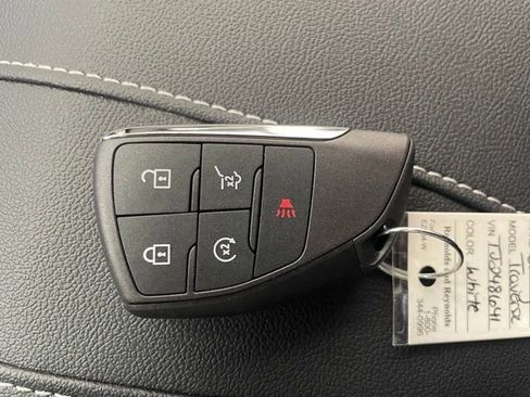 New 2026 Chevrolet Traverse LT w/ Midnight/Sport Edition image 22