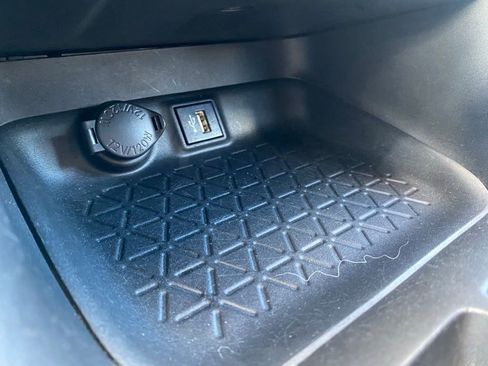 Used 2023 Toyota RAV4 XLE image 23