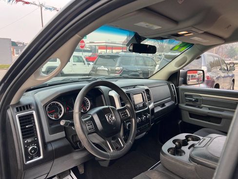 Used 2019 RAM 1500 Classic Warlock image 9
