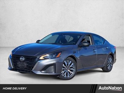 Used 2024 Nissan Altima 2.5 SV