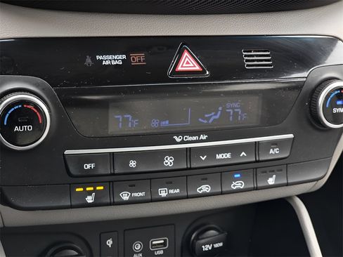 Used 2019 Hyundai Tucson Sport image 33