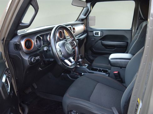 Used 2020 Jeep Gladiator Mojave image 10