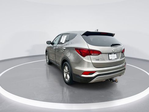 Used 2017 Hyundai Santa Fe Sport image 6