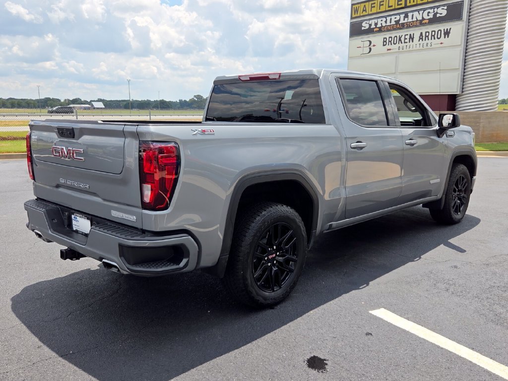 Used 2024 GMC Sierra 1500 Elevation w/ X31 Off-Road Package AWD/4WD image 19