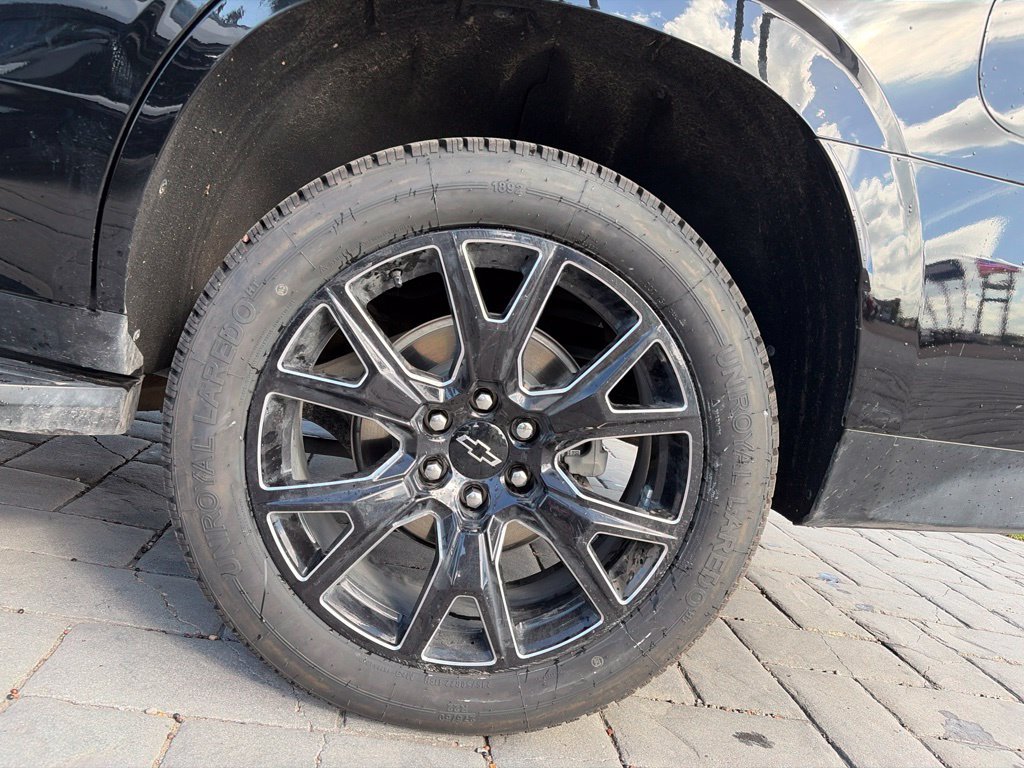 Used 2024 Chevrolet Tahoe LS w/ Driver Alert Package RWD image 18