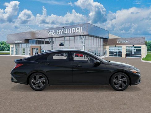 New 2026 Hyundai Elantra Sport FWD image 7