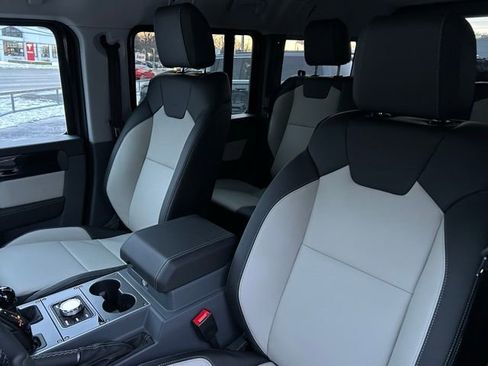 New 2025 INEOS Grenadier Fieldmaster Edition image 11