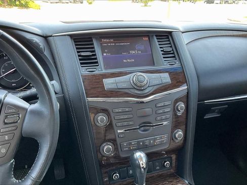 Used 2017 Nissan Armada Platinum image 6