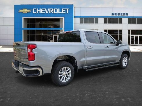 New 2026 Chevrolet Silverado 1500 LT w/ Z71 Off-Road Package AWD/4WD image 6