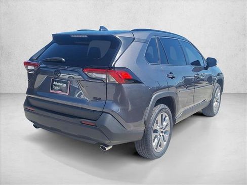 Used 2024 Toyota RAV4 XLE Premium FWD image 5