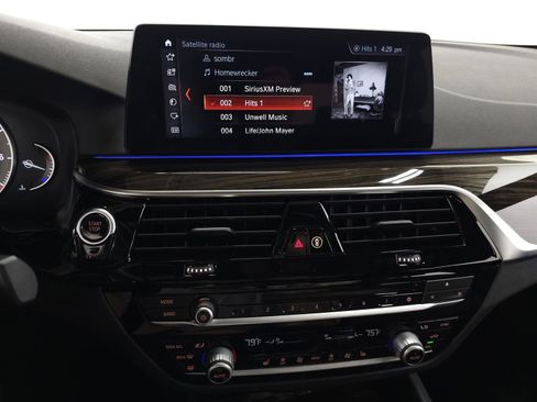 Used 2018 BMW 530i xDrive w/ Premium Package image 19