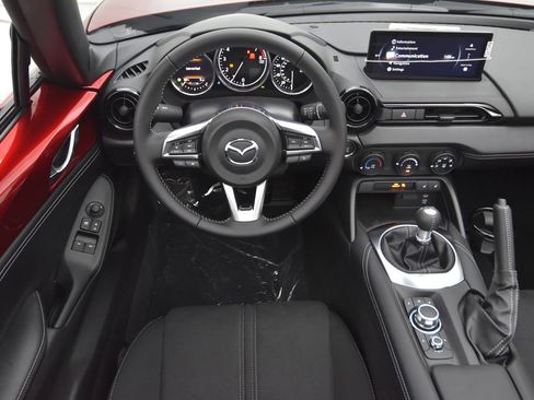 New 2026 MAZDA MX-5 Miata Club RWD image 27