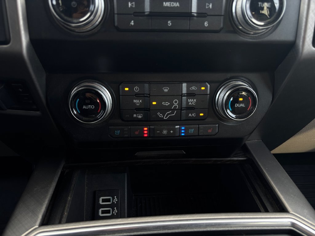 Used 2019 Ford F450 Limited AWD/4WD image 21