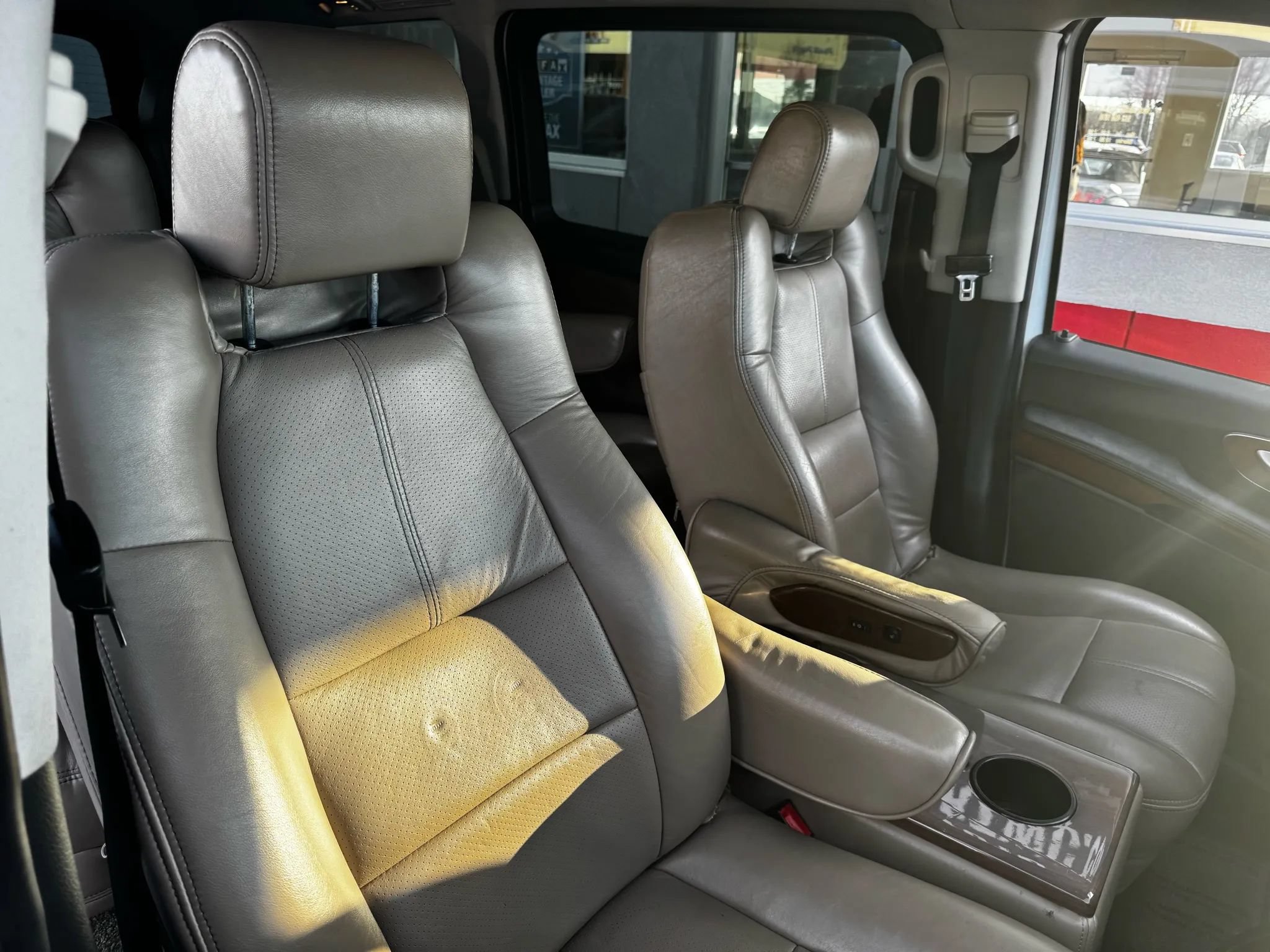 Used 2017 Mercedes-Benz Metris Passenger image 42