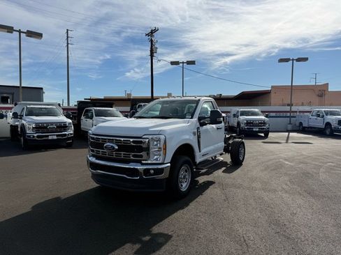 New 2024 Ford F350 XL w/ XL Chrome Package image 5