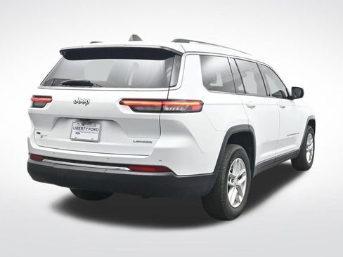Used 2023 Jeep Grand Cherokee L Laredo RWD image 7