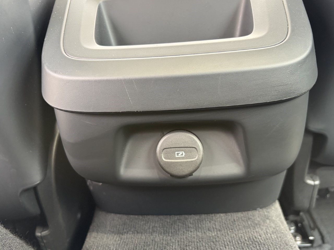 Used 2024 Volvo S60 B5 Core FWD image 20