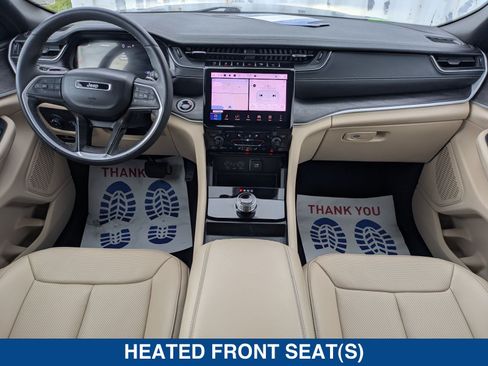 Used 2024 Jeep Grand Cherokee Limited w/ Luxury Tech Group II RWD image 17