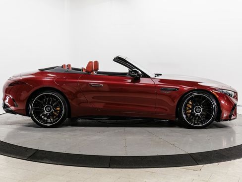 Used 2022 Mercedes-Benz SL 63 AMG 4MATIC w/ AMG Aerodynamic Package image 36