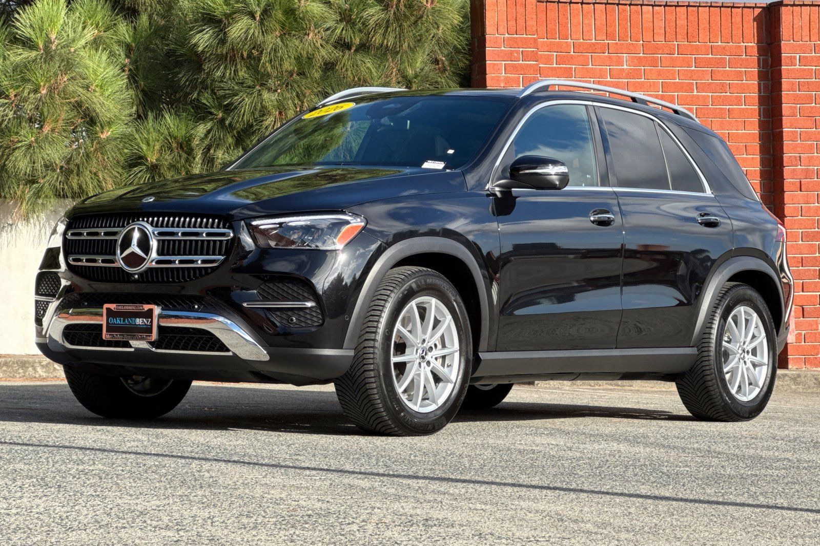 Certified 2026 Mercedes-Benz GLE 350 4MATIC image 8