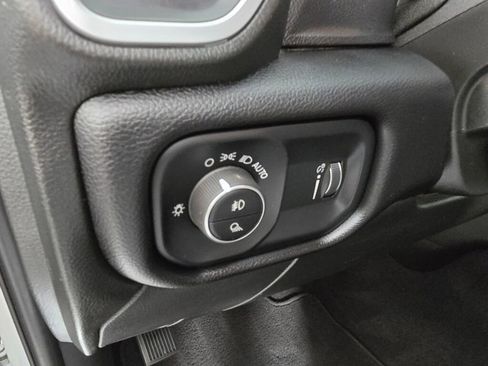 Used 2024 RAM 3500 Big Horn image 25