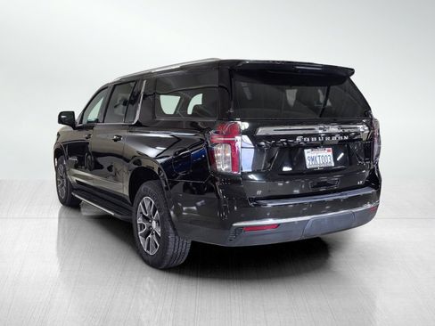 Used 2024 Chevrolet Suburban LT w/ LT Signature Package image 5