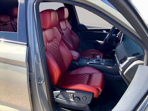 Used 2019 Audi SQ5 Prestige w/ Prestige Package AWD/4WD image 9