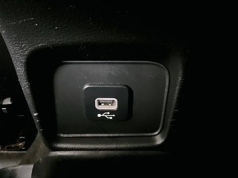 Used 2018 Jeep Compass Latitude AWD/4WD image 28