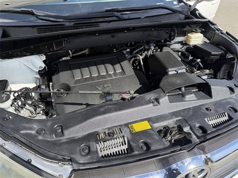 Used 2015 Toyota Highlander XLE image 26