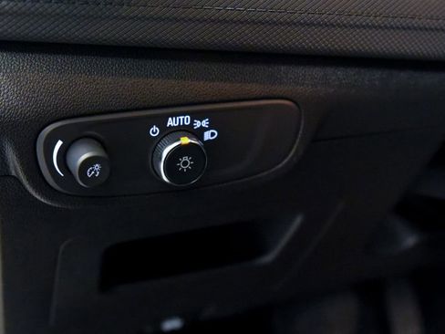 Used 2025 Chevrolet TrailBlazer LS image 17