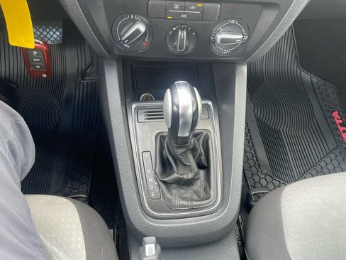 Used 2017 Volkswagen Jetta S image 22