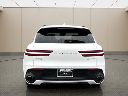 Used 2022 Genesis GV70 3.5T Sport w/ Sport Prestige Package image 4