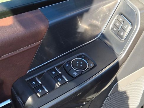 Used 2023 Ford F150 Lariat w/ Equipment Group 502A High image 19