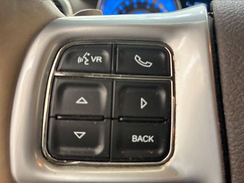 Used 2013 Chrysler 300 C Luxury Series w/ Harman Kardon Audio Group AWD/4WD image 19
