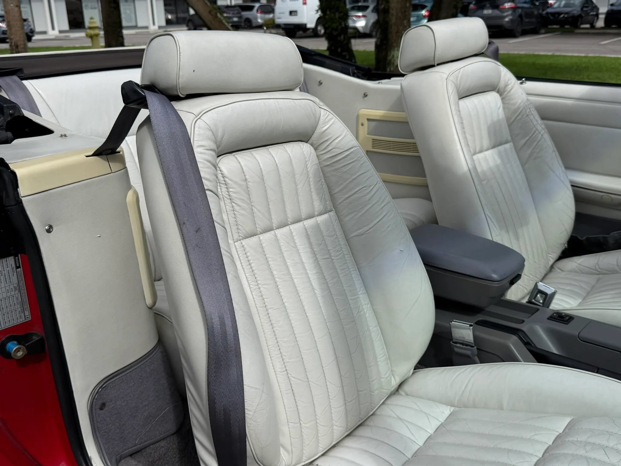 Used 1993 Ford Mustang GT RWD image 48