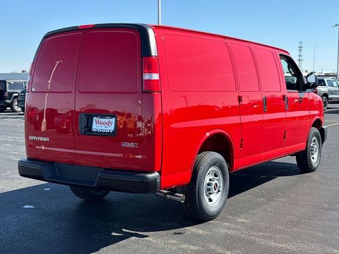 New 2026 GMC Savana 2500 Work Van image 8