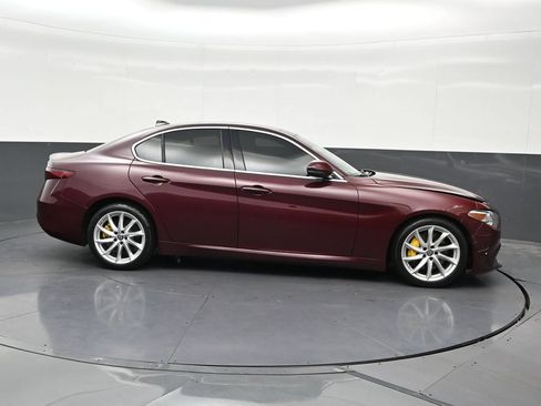 Used 2019 Alfa Romeo Giulia RWD image 7