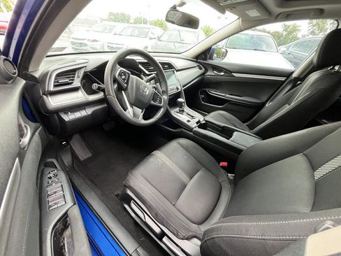 Used 2017 Honda Civic EX image 8