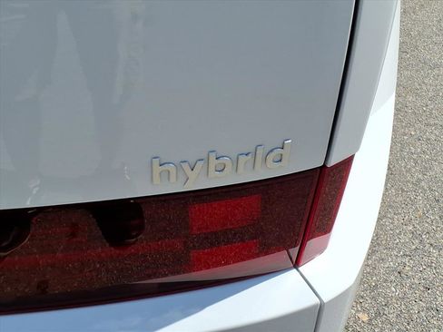 Used 2026 Hyundai Santa Fe SEL image 5