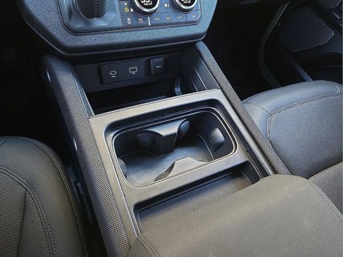 Used 2023 Land Rover Defender 110 75th Limited Edition image 29