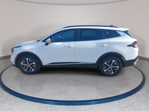 Used 2025 Kia Sportage EX w/ Premium Package FWD image 8