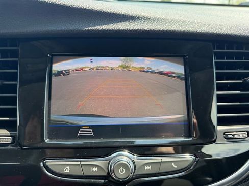Used 2022 Buick Encore Preferred w/ Safety Package AWD/4WD image 22
