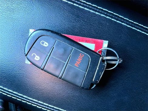 Used 2022 Jeep Compass Altitude image 11