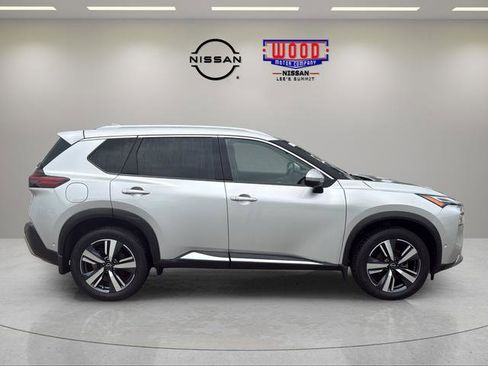 Used 2023 Nissan Rogue Platinum w/ Platinum Premium Package AWD/4WD image 3