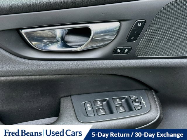Used 2022 Volvo S60 T8 R-Design Expression w/ Premium Package AWD/4WD image 20